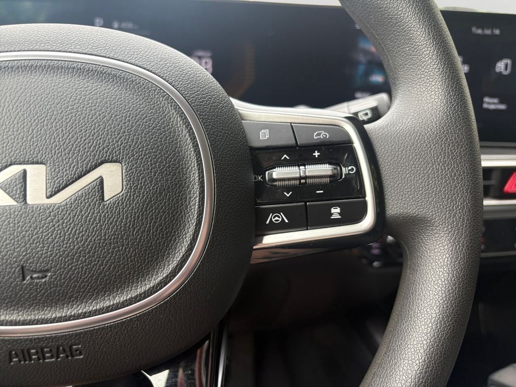 2025 Kia Sorento LX