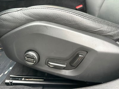 2024 Volvo S60 B5 Plus Dark Theme