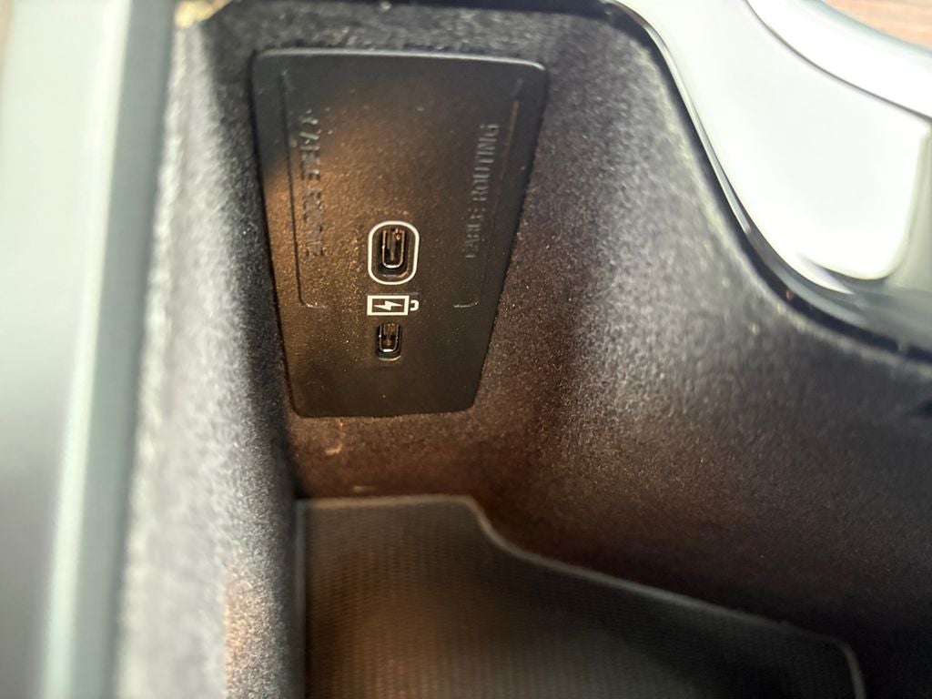 2024 Volvo S60 B5 Plus Dark Theme