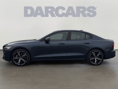 2024 Volvo S60 B5 Plus Dark Theme