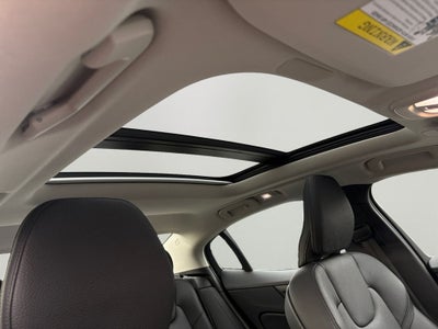 2024 Volvo S60 B5 Plus Dark Theme