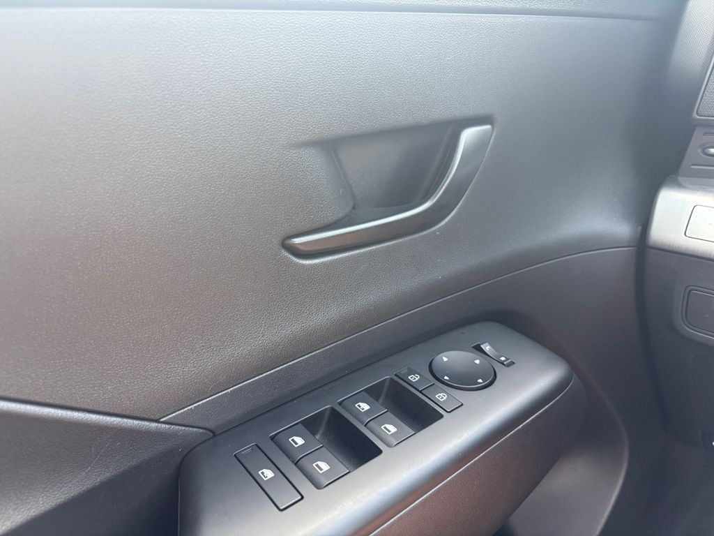 2025 Hyundai Kona Electric SEL