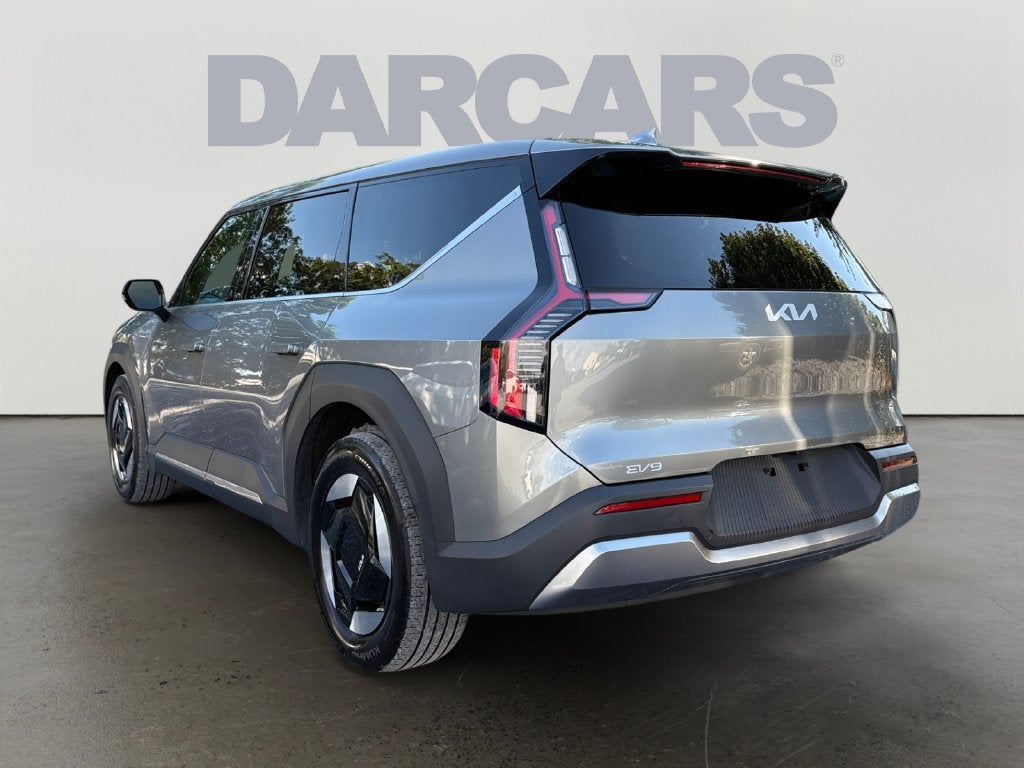 2024 Kia EV9 Light Long Range