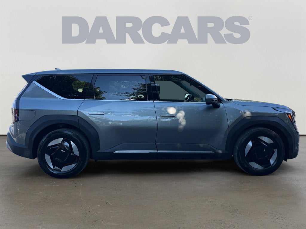 2024 Kia EV9 Light Long Range