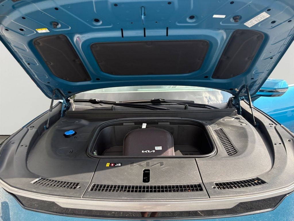 2024 Kia EV9 Land