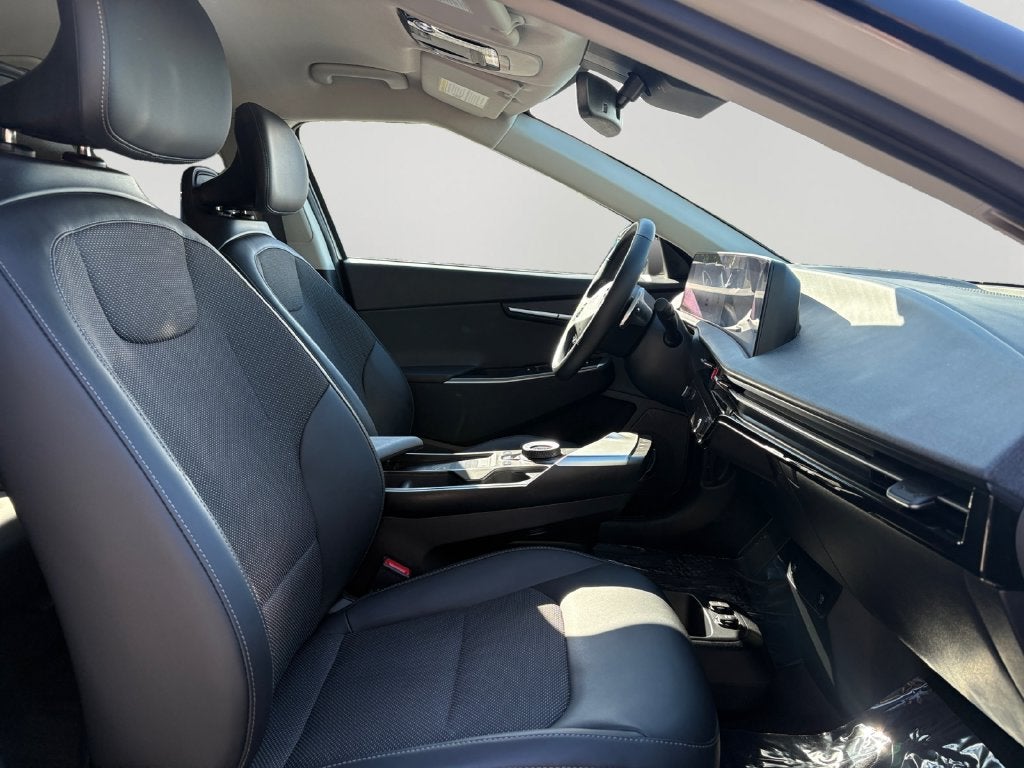 2024 Kia EV6 Light