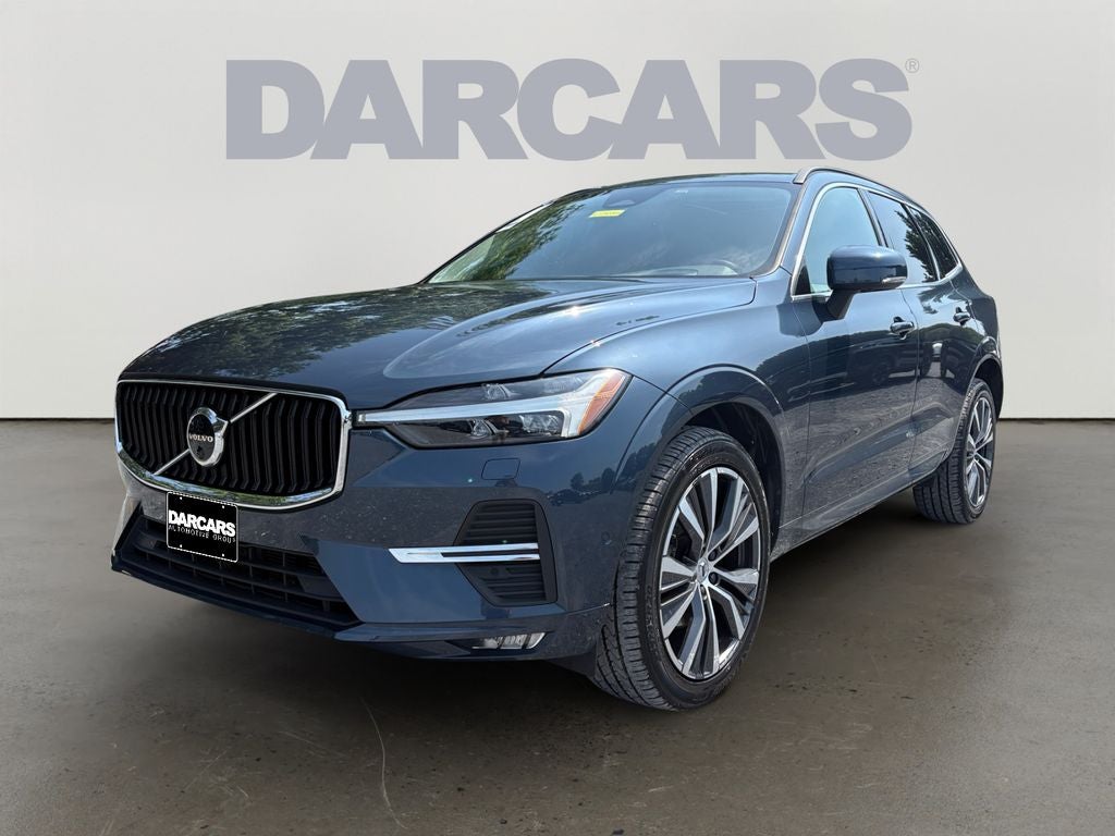 2022 Volvo XC60 B5 Momentum
