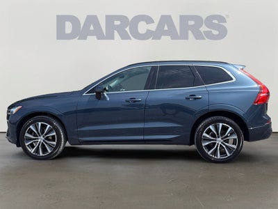2022 Volvo XC60 B5 Momentum
