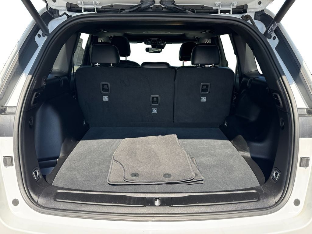 2023 Jeep Grand Cherokee Altitude X Power Sunroof