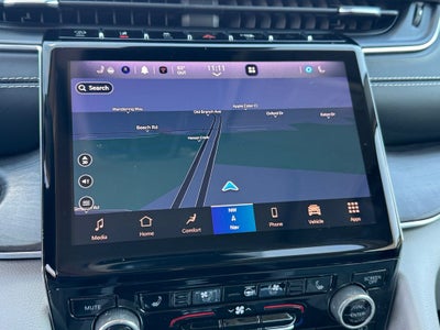 2023 Jeep Grand Cherokee Overland 19 Speaker High–Performance