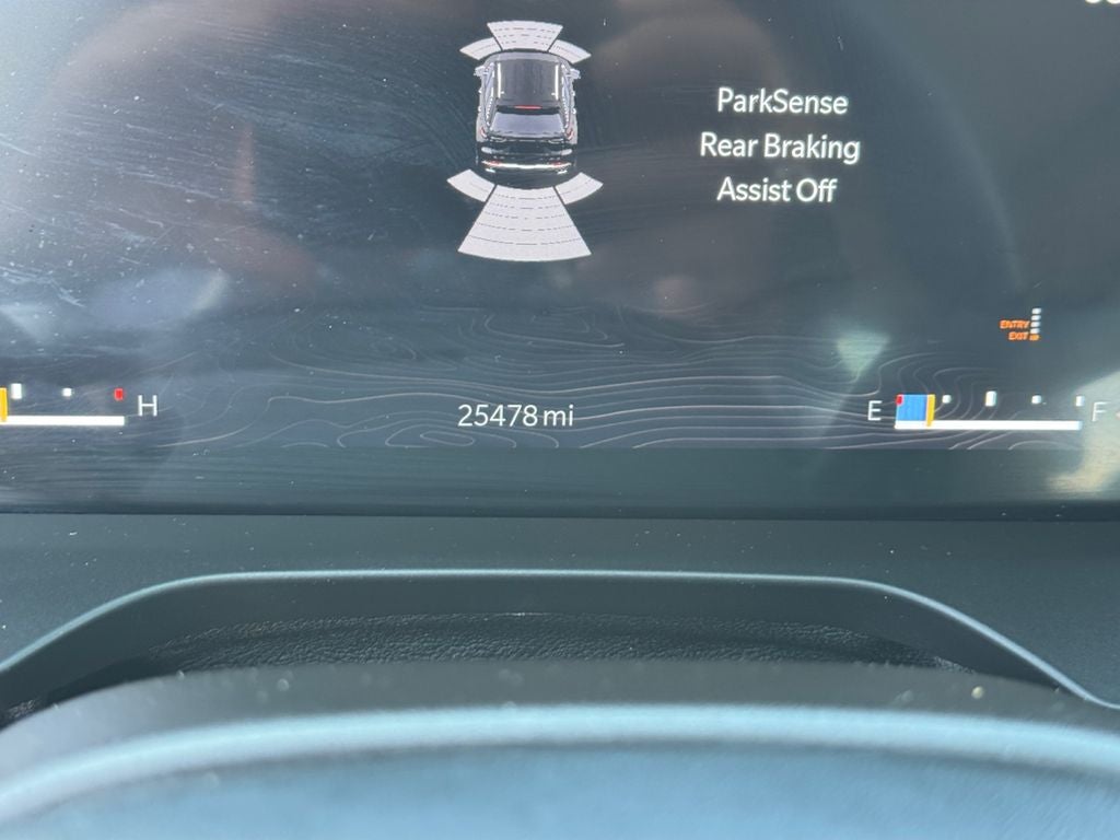 2023 Jeep Grand Cherokee Overland 19 Speaker High–Performance