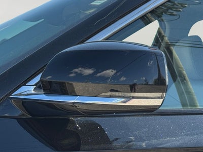 2023 Jeep Grand Cherokee Overland 19 Speaker High–Performance