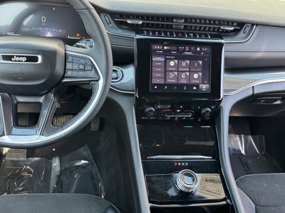2023 Jeep Grand Cherokee L Altitude Power Sunroof