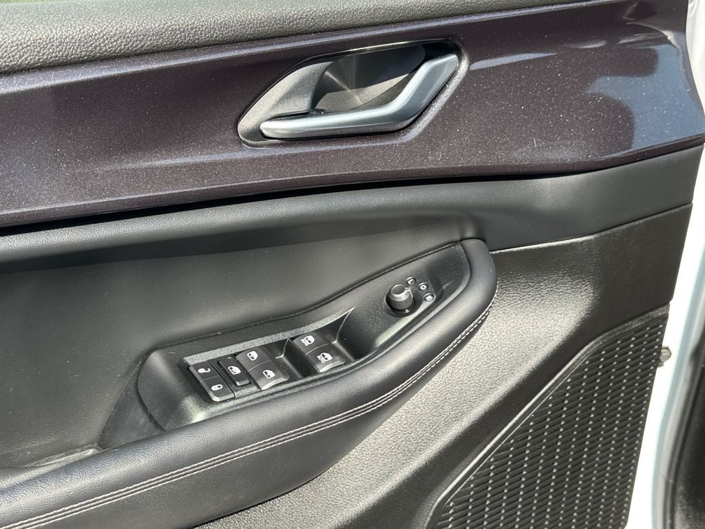 2023 Jeep Grand Cherokee L Altitude Power Sunroof