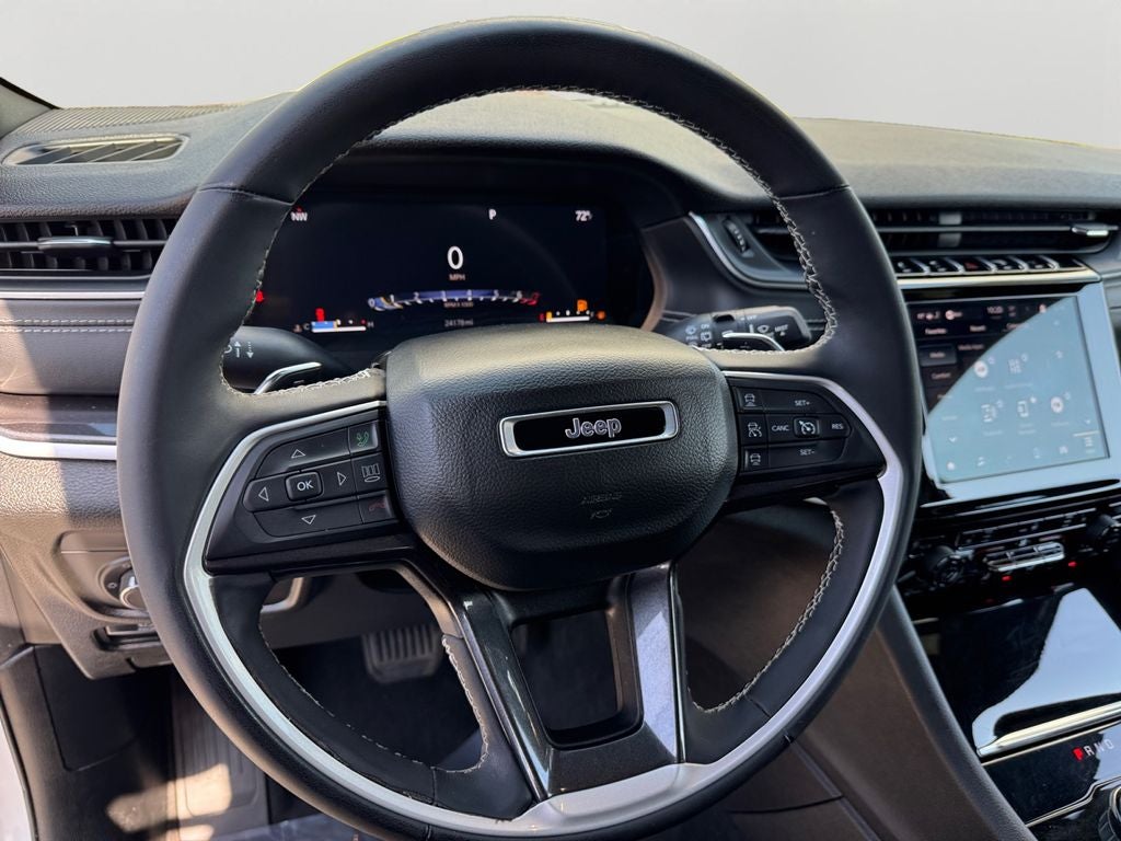 2023 Jeep Grand Cherokee L Altitude Power Sunroof