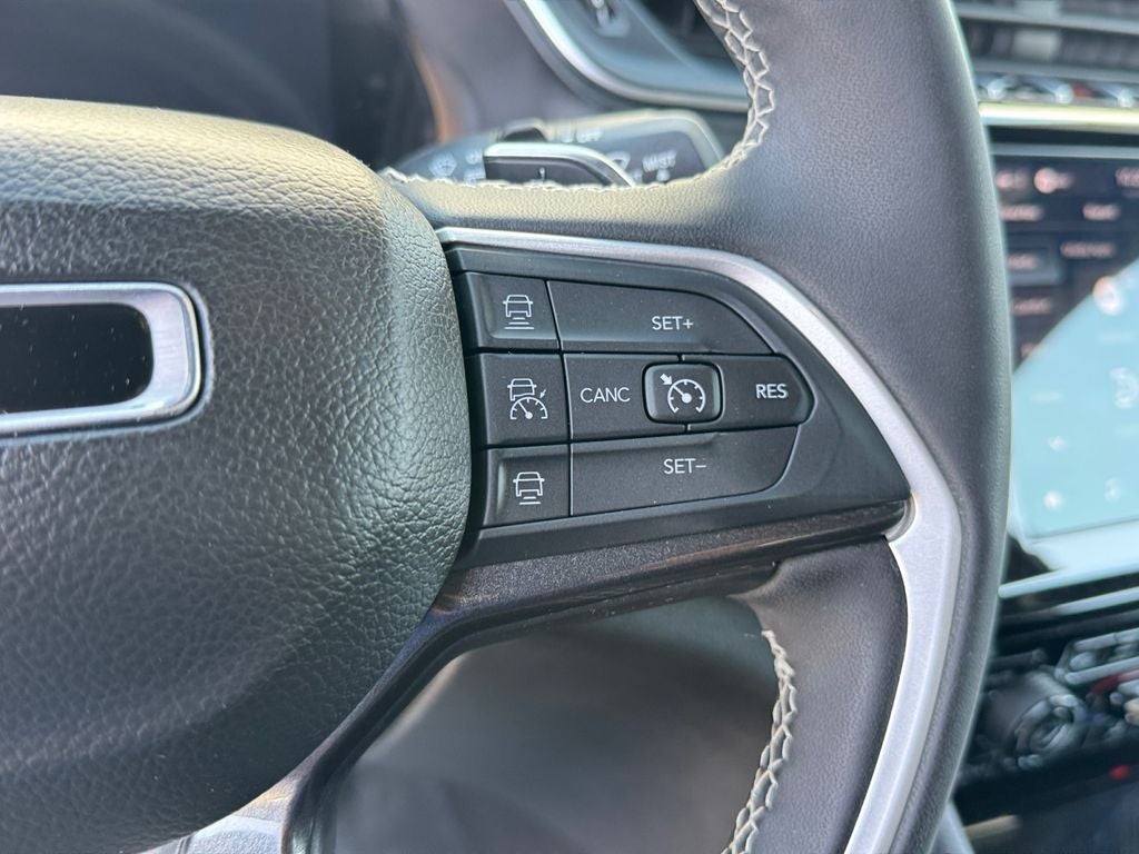 2023 Jeep Grand Cherokee L Altitude Power Sunroof