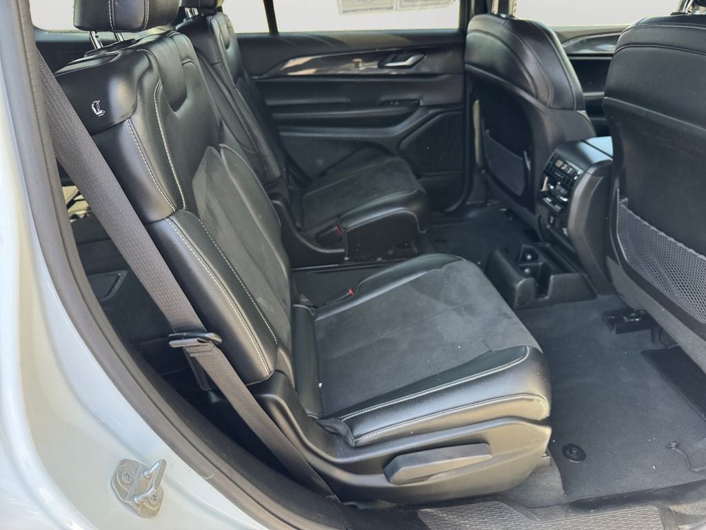 2023 Jeep Grand Cherokee L Altitude Power Sunroof