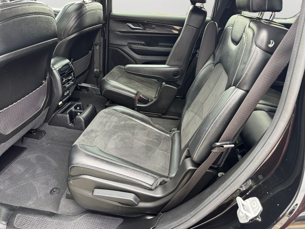 2023 Jeep Grand Cherokee L Altitude Power Sunroof