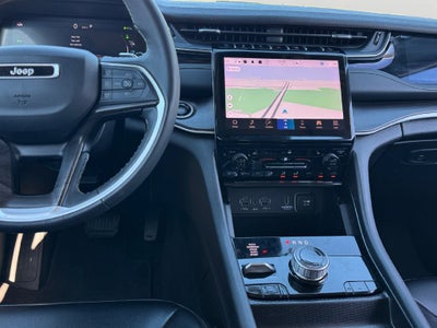 2024 Jeep Grand Cherokee 4xe Dual–Pane Panoramic Sunroof