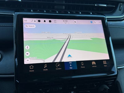 2024 Jeep Grand Cherokee 4xe Dual–Pane Panoramic Sunroof