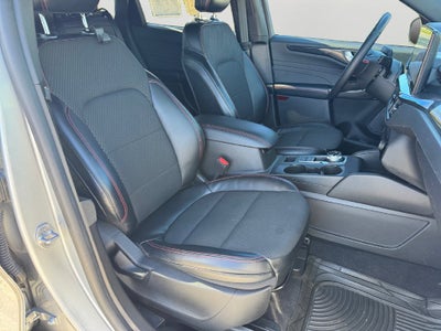 2023 Ford Escape ST-Line TECH PACKAGE