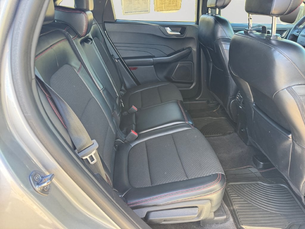 2023 Ford Escape ST-Line TECH PACKAGE
