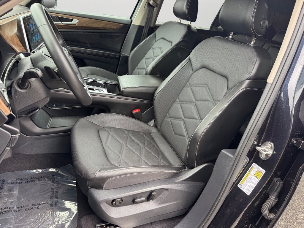 2024 Volkswagen Atlas 2.0T SE w/Technology 4Motion