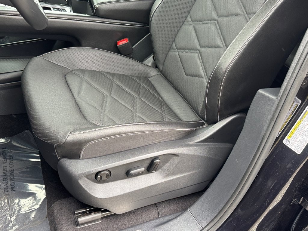 2024 Volkswagen Atlas 2.0T SE w/Technology 4Motion