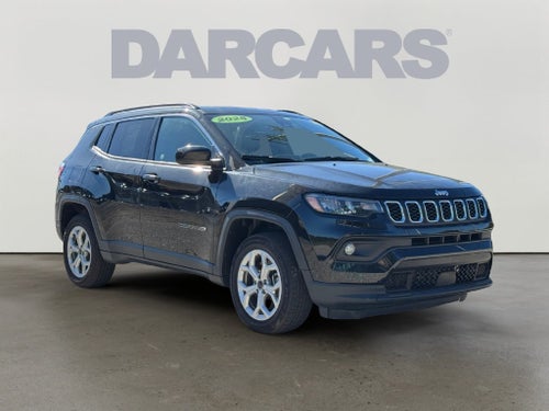 2025 Jeep Compass Latitude Dual–Pane Panoramic