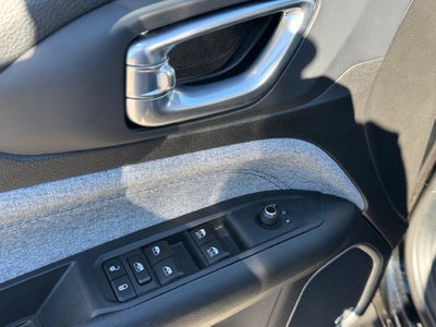 2025 Jeep Compass Latitude Dual–Pane Panoramic