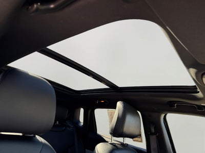 2025 Jeep Compass Latitude Dual–Pane Panoramic