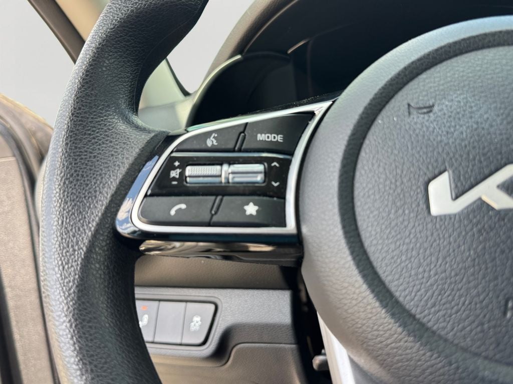 2024 Kia Forte LXS Technology Package