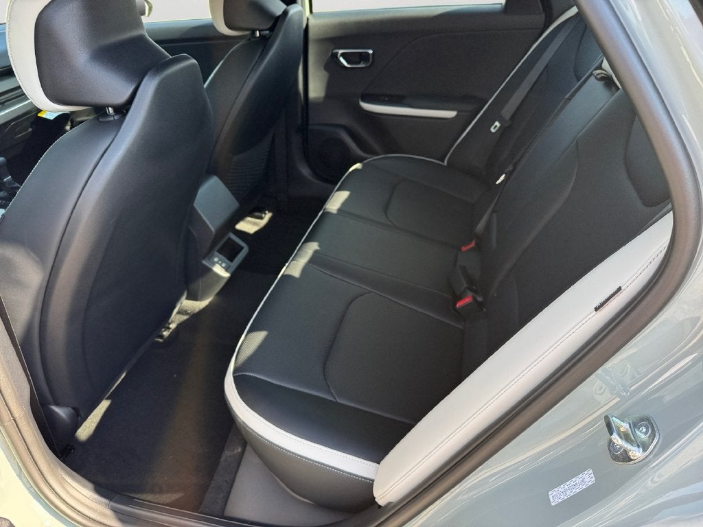 2027 Kia K4 GT-Line