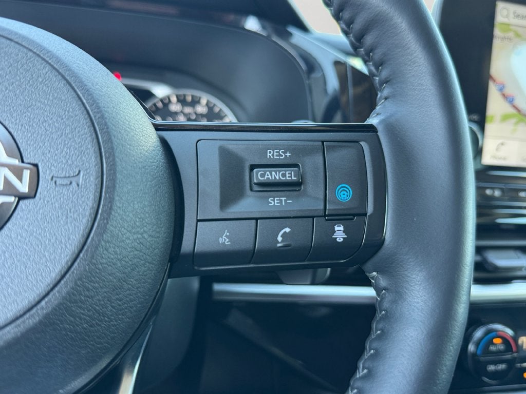2024 Nissan Pathfinder SL 4WD