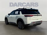 2024 Nissan Pathfinder SL 4WD