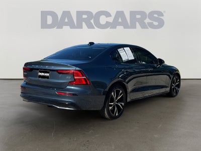 2024 Volvo S60 B5 Core Dark Theme
