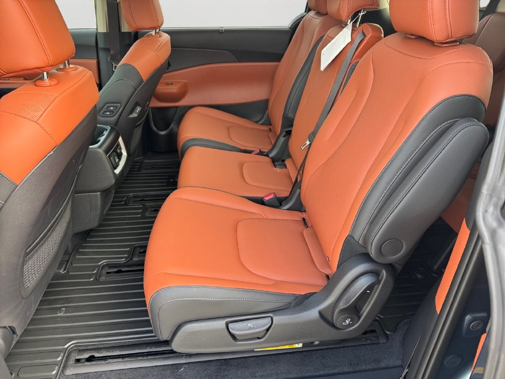 2027 Kia Carnival Hybrid SX