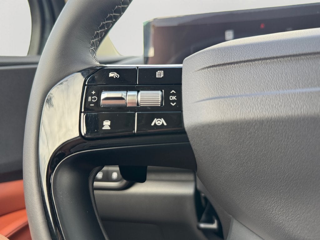 2027 Kia Carnival Hybrid SX