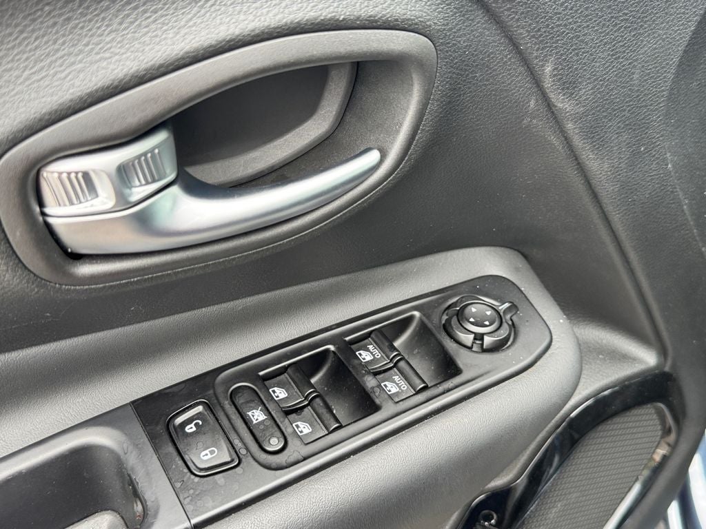 2022 Jeep Renegade Altitude
