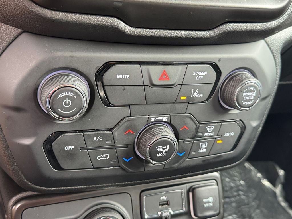 2022 Jeep Renegade Altitude