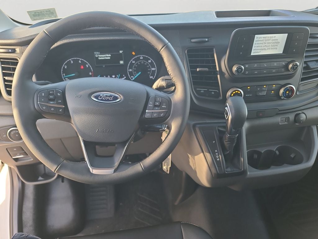 2025 Ford Transit-350 XL