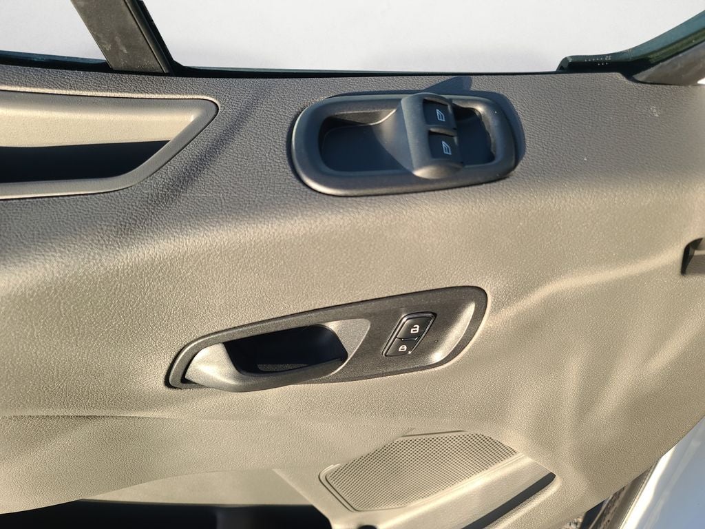 2025 Ford Transit-350 XL