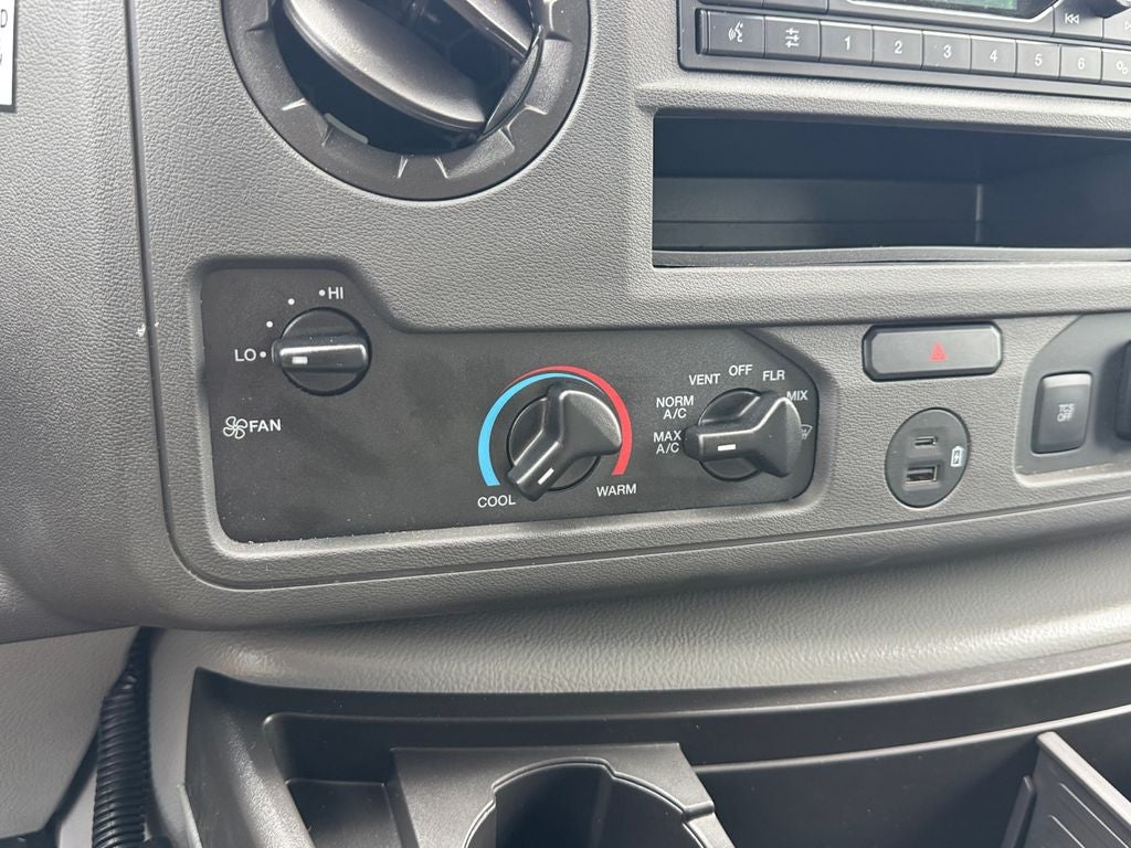 2027 Ford E-450SD Base