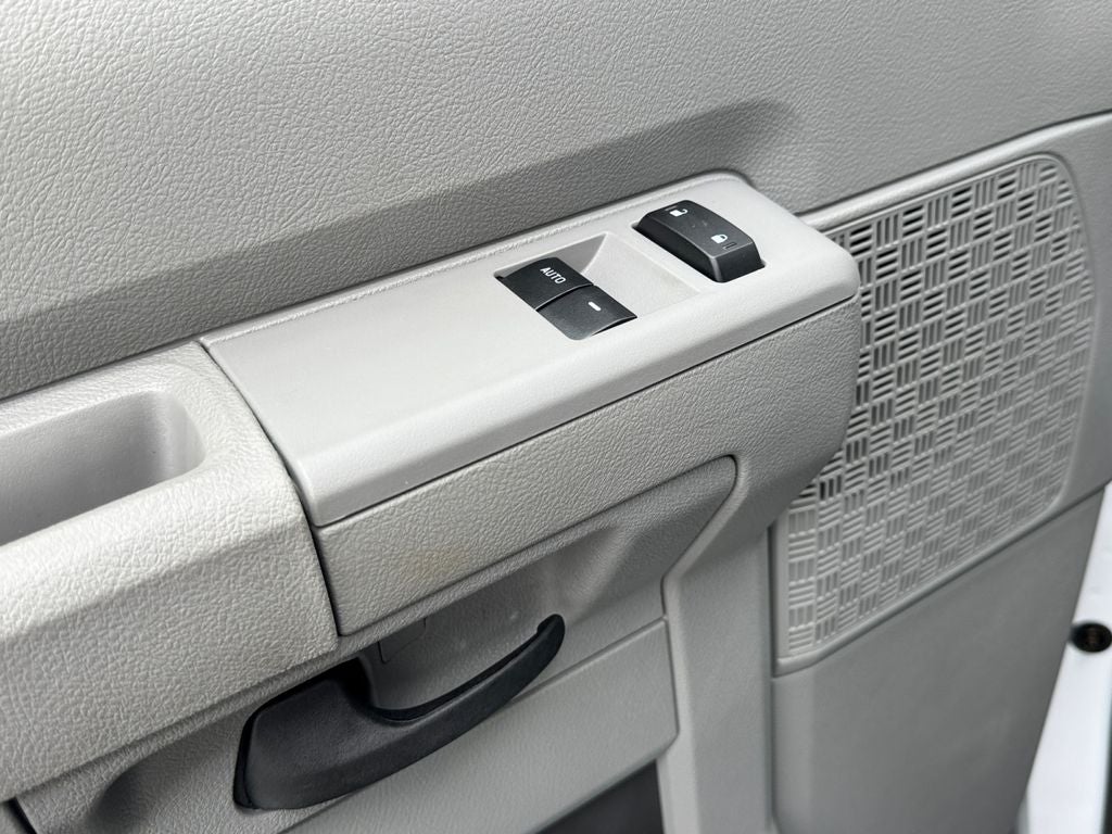 2027 Ford E-450SD Base