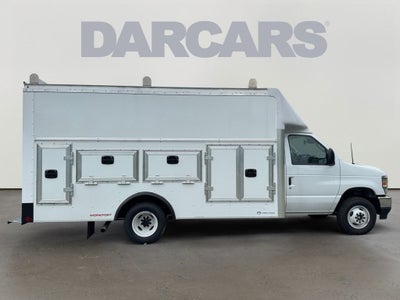 2027 Ford E-450SD Base