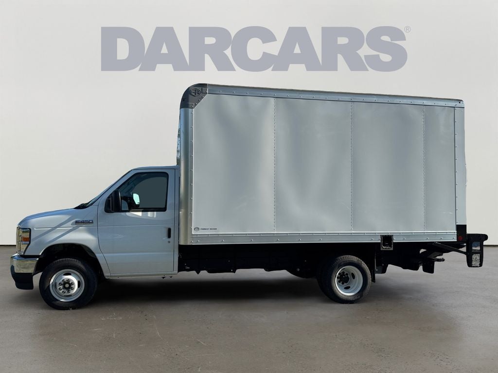 2027 Ford E-450 14 Ft ROCKPORT Box Truck W/ Liftgate