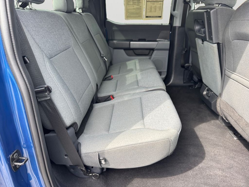 2025 Ford F-150 XLT 5.0 L V8