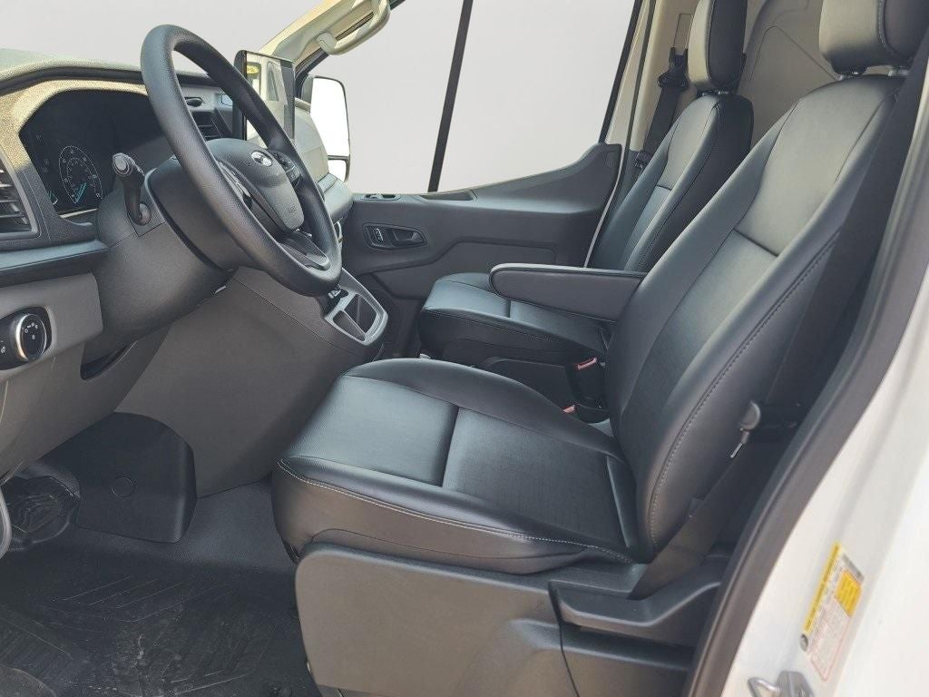2025 Ford Transit-150 Base