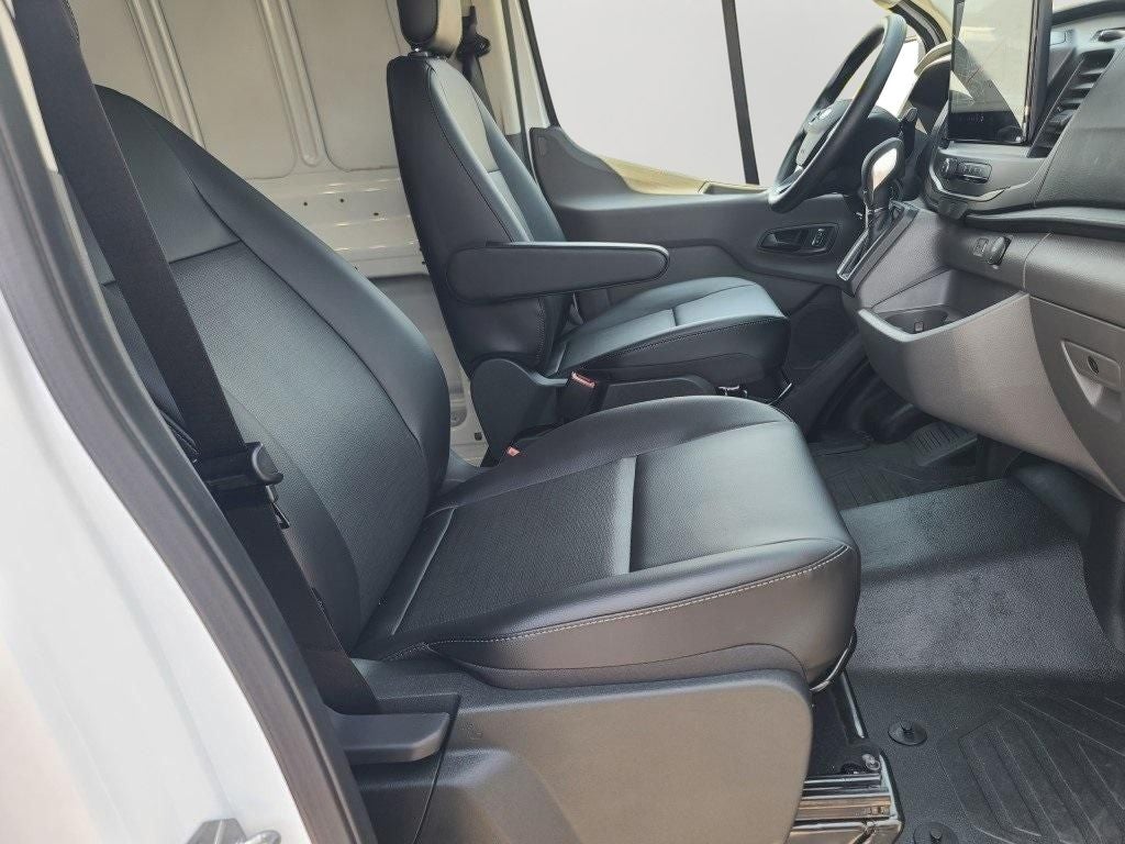 2025 Ford Transit-150 Base