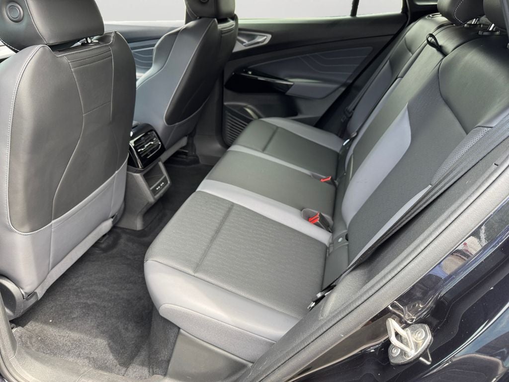 2023 Volkswagen ID.4 Pro S Plus